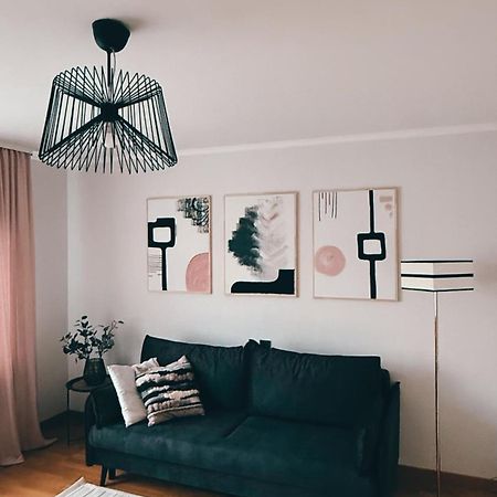 Southwest Seashore Apartment Liepaja Bagian luar foto