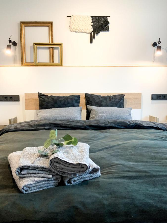 Southwest Seashore Apartment Liepaja Bagian luar foto